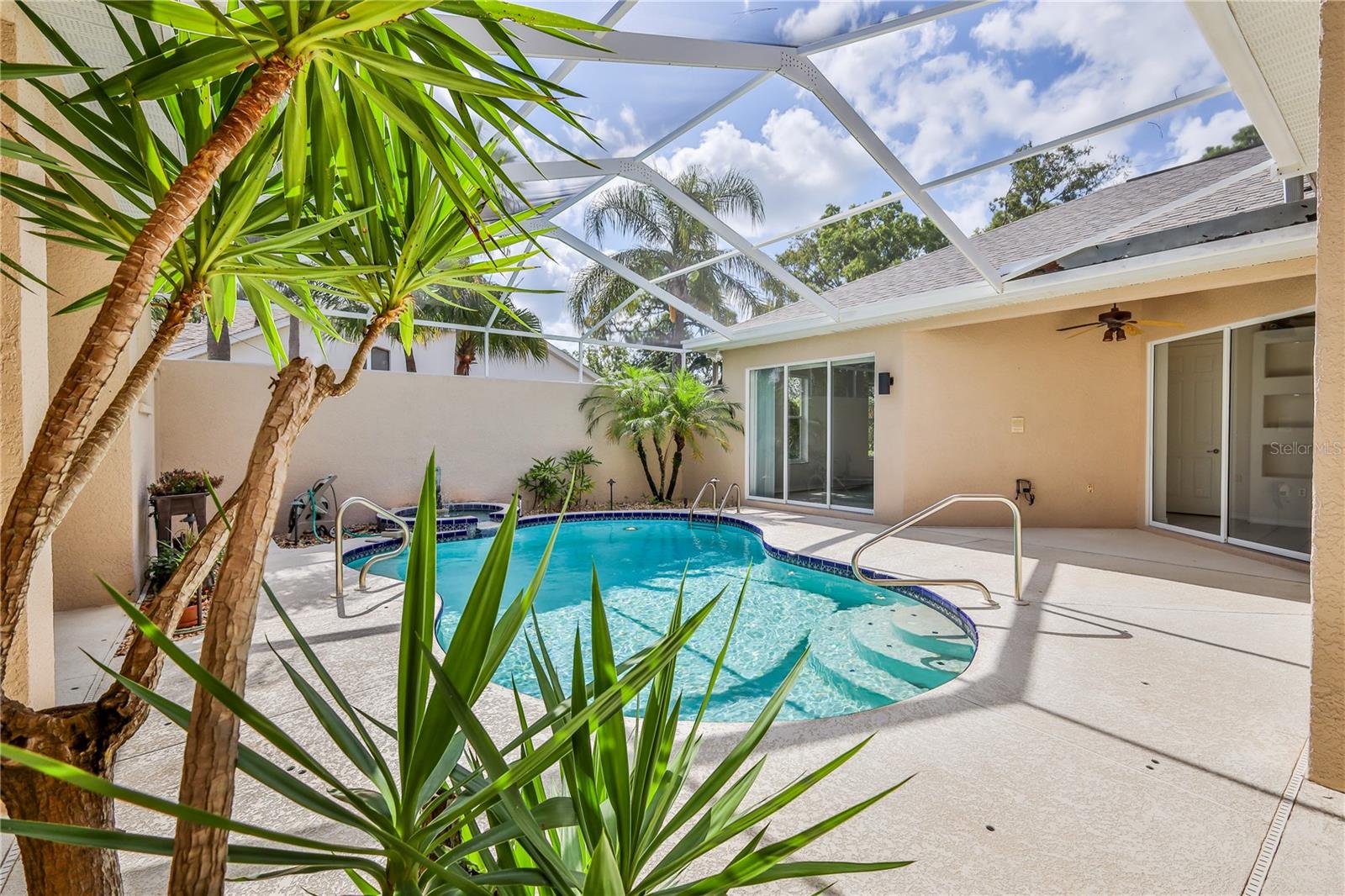 Cabana Style Pool