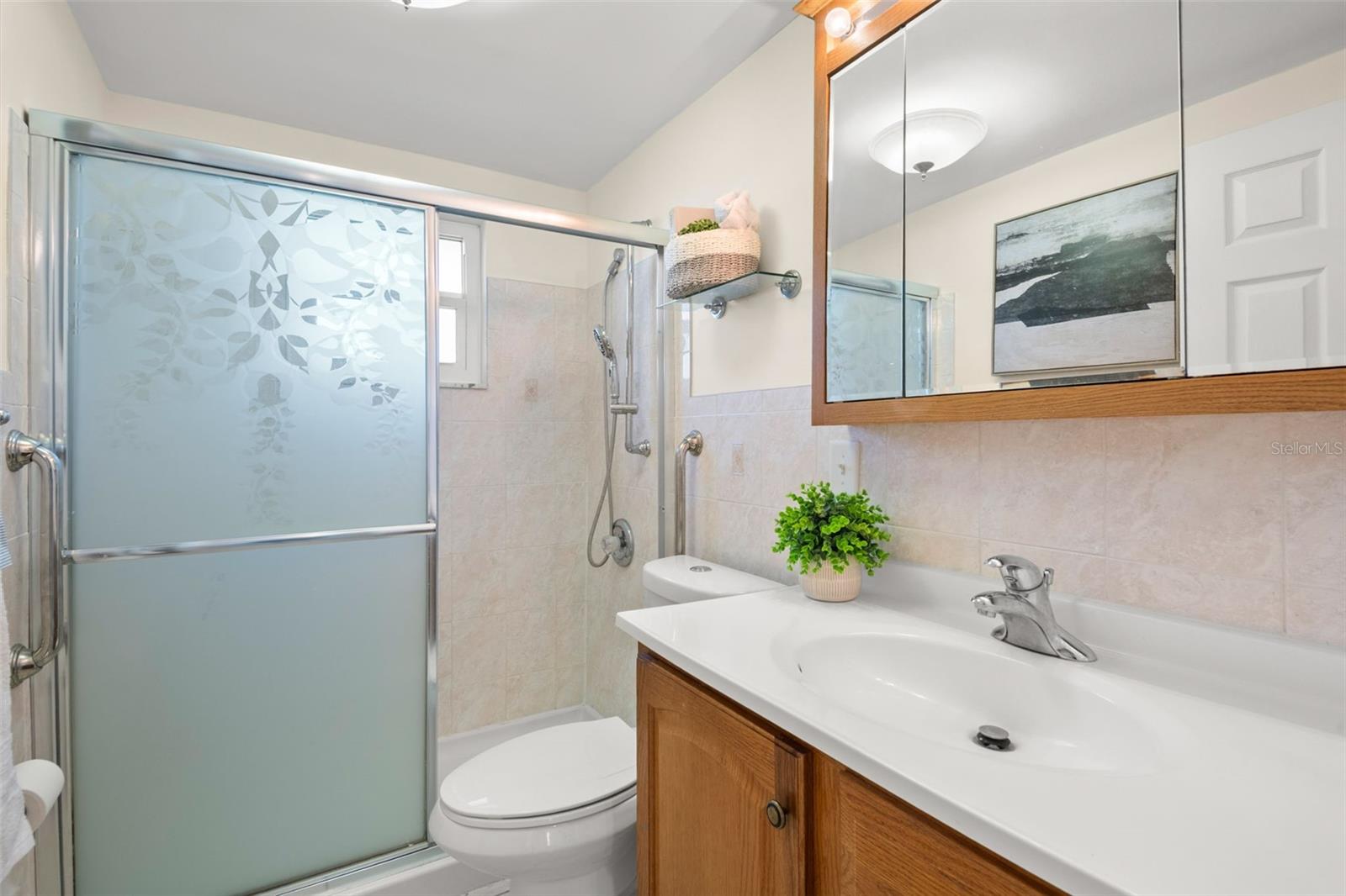 Main bathroom