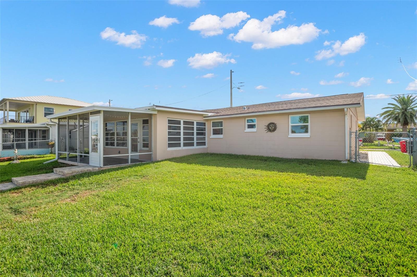 Beautiful spacious backyard with room to add a poool...