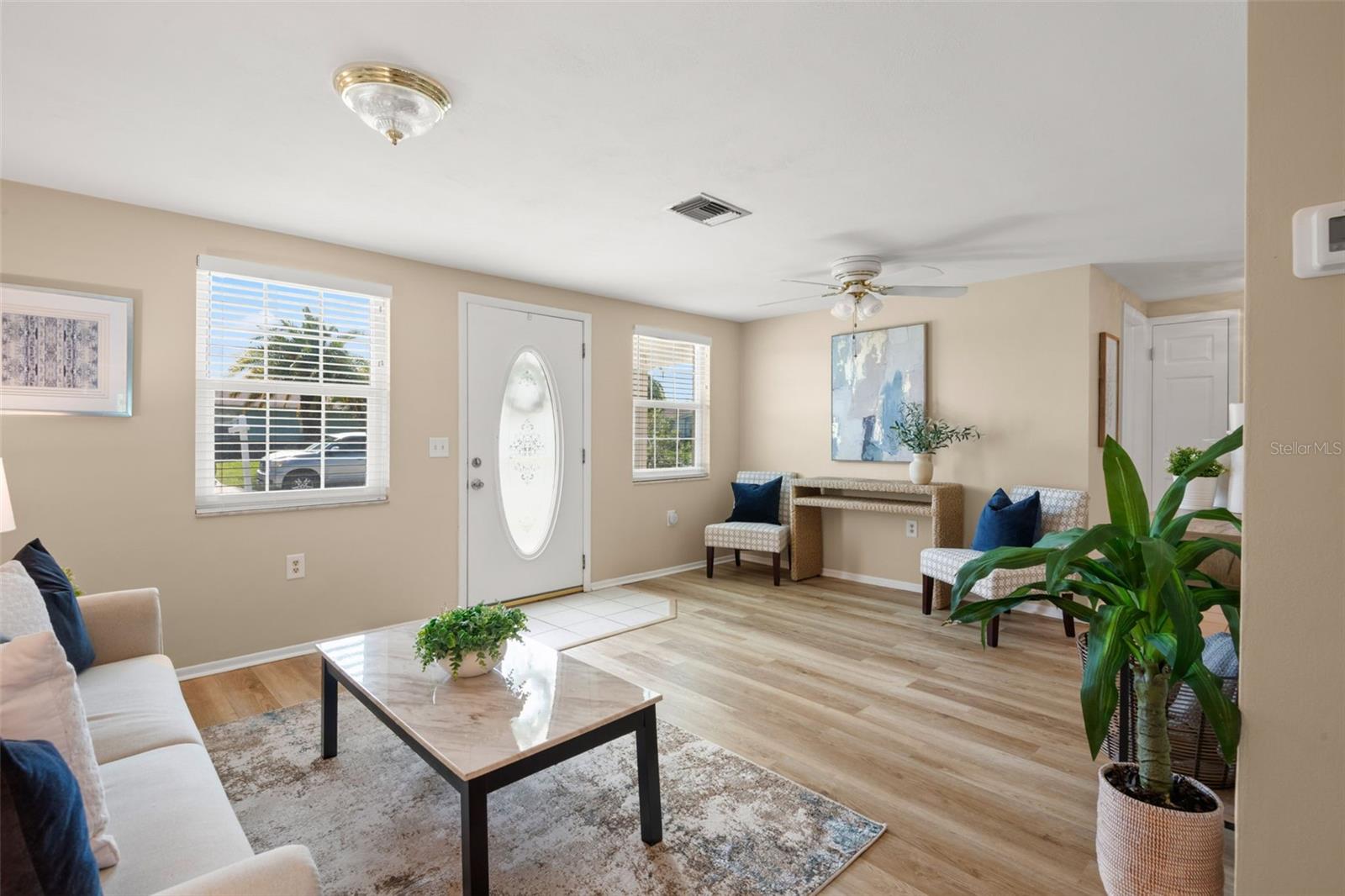 Options for additional seating, a desk or entertainment area.