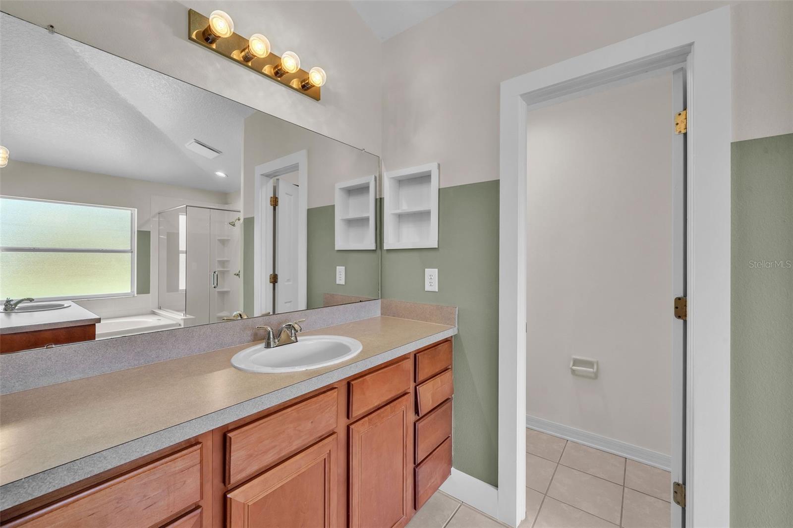 Owners Bath