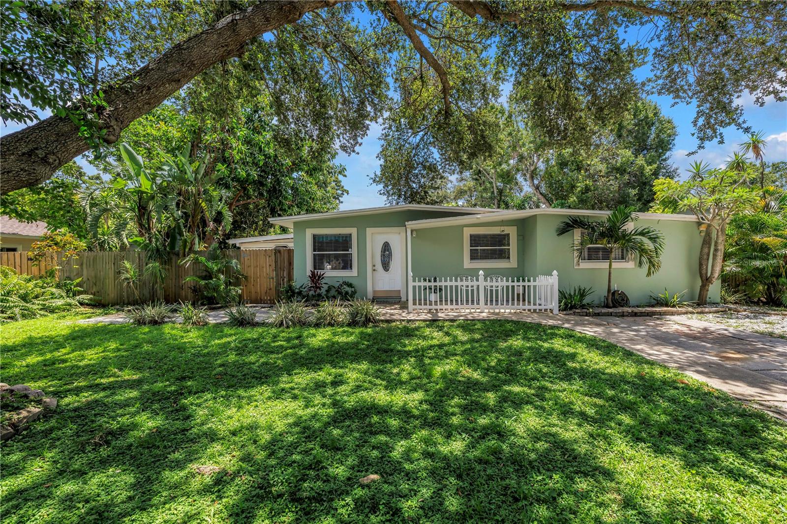 front yard, main view of home