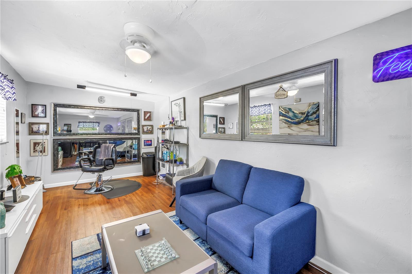 inside bonus room