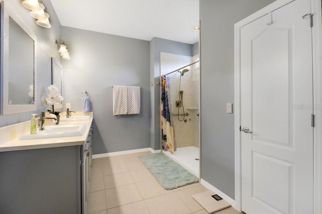 Primary Ensuite Bathroom