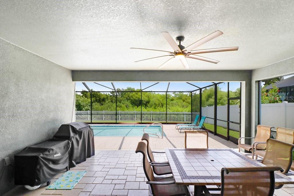 Covered Lanai & Enclosed Pool