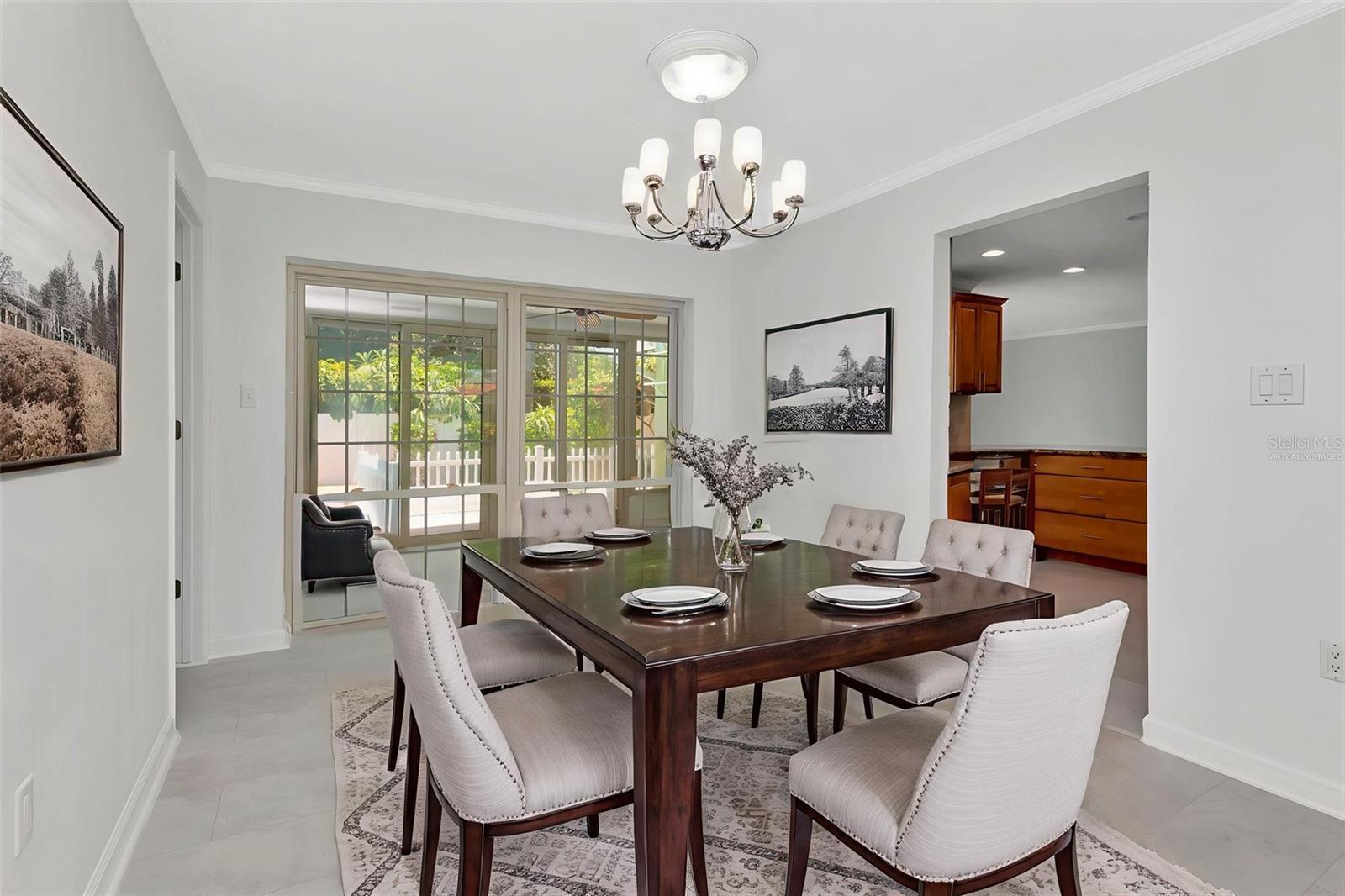 Dining Room Virtually Staged