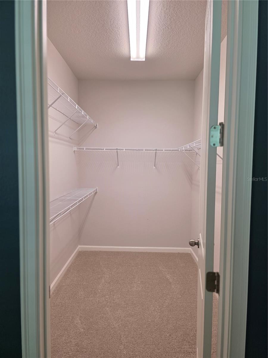 Walk-in closet