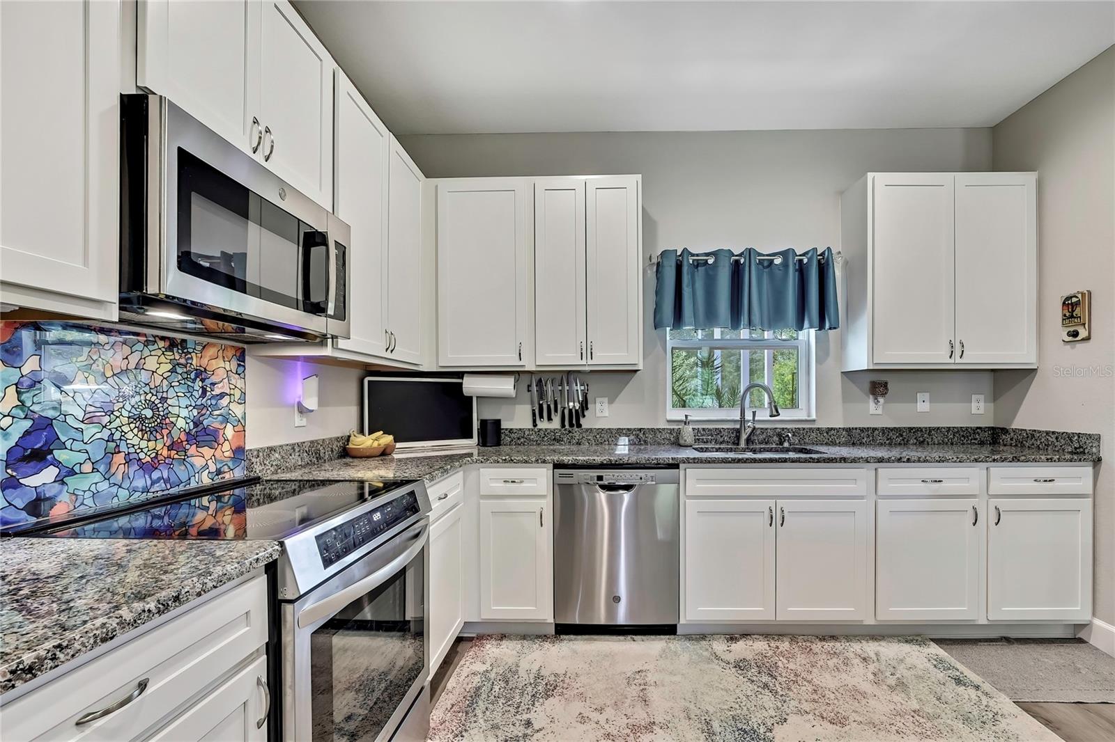 side view kitchen