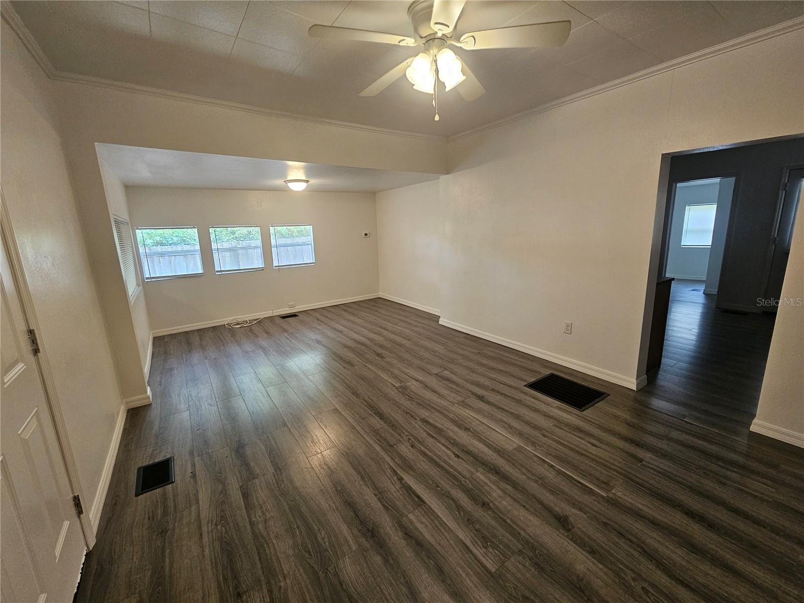 Family room/ dining combo
