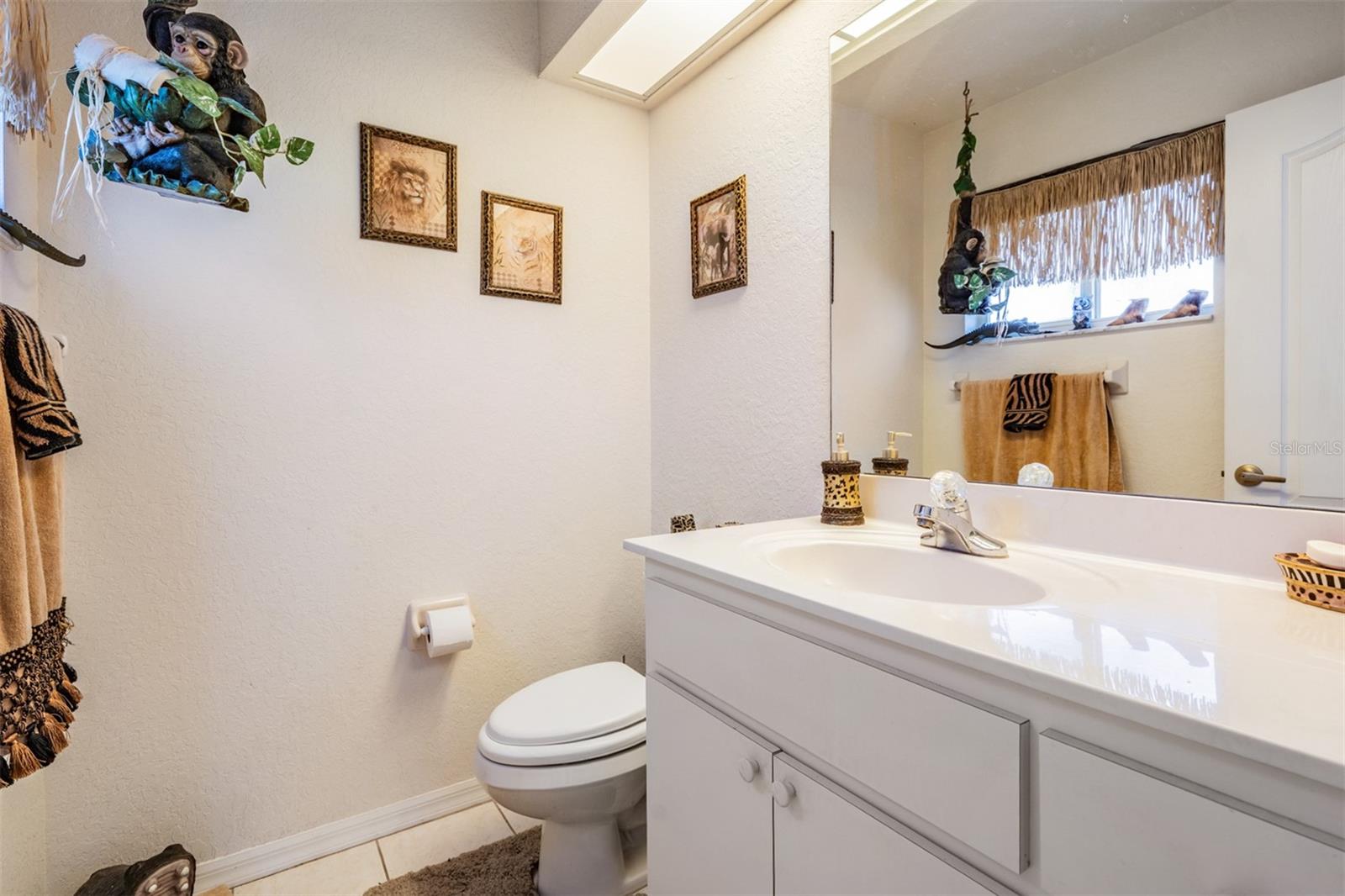Half bathroom