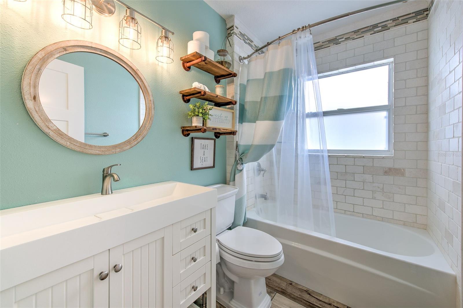 Full Hallway Bathroom