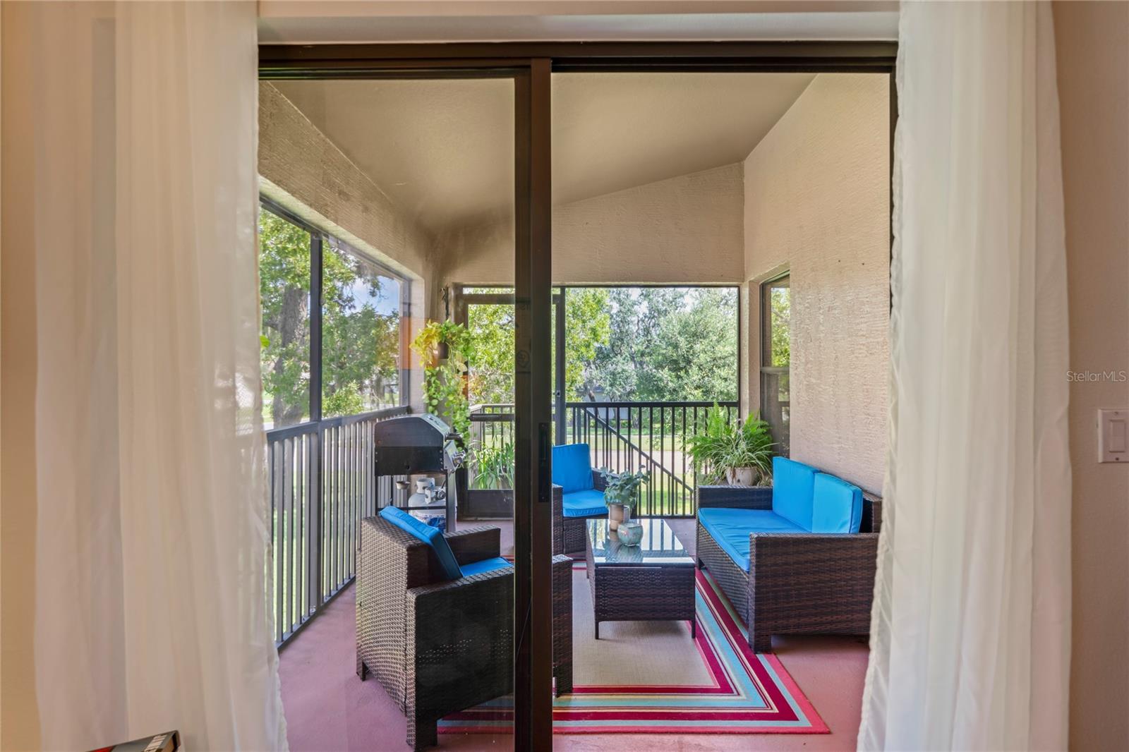 Slider to Lanai