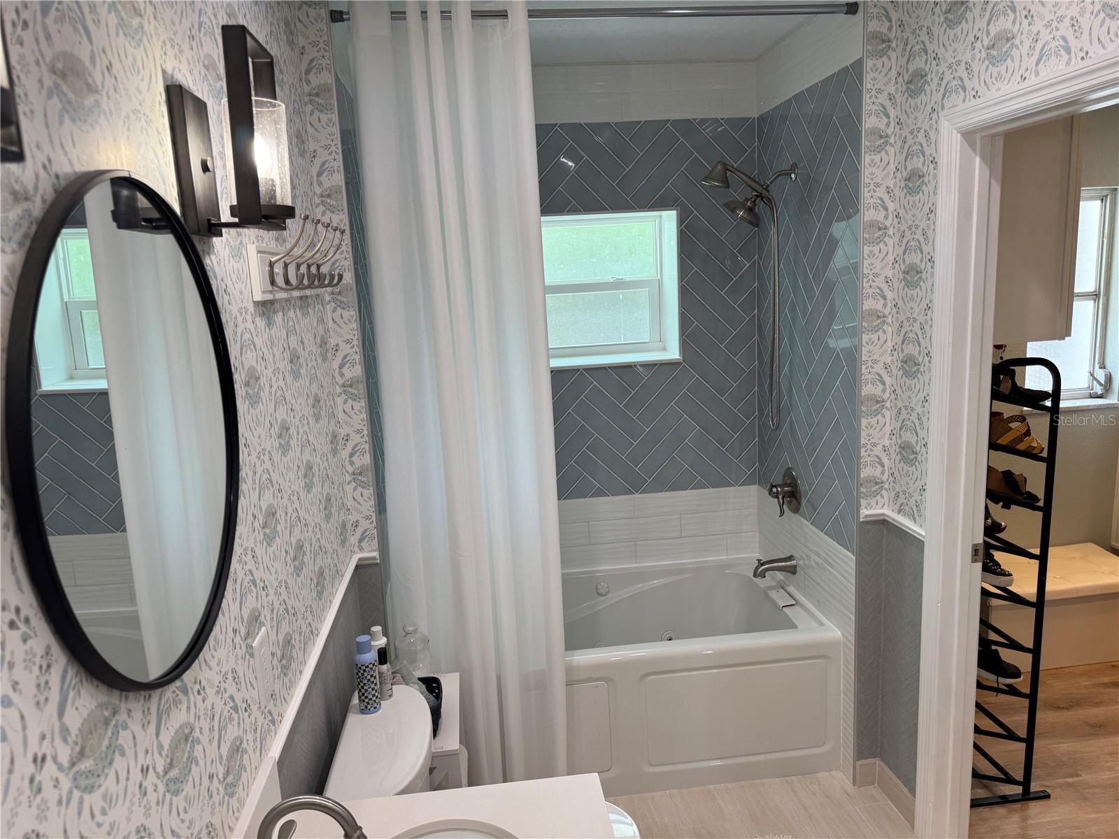 deep jetted tub