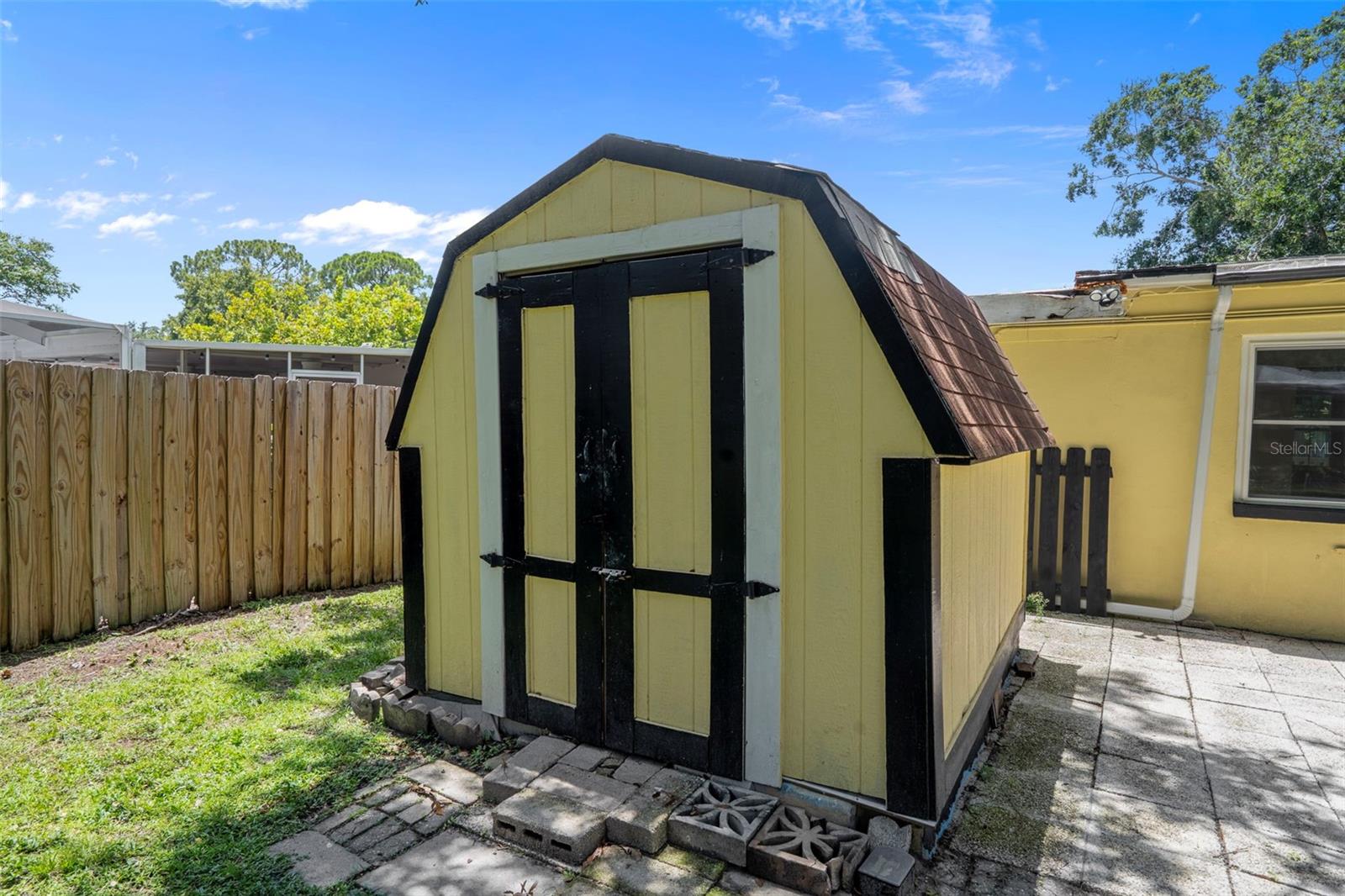 Shed