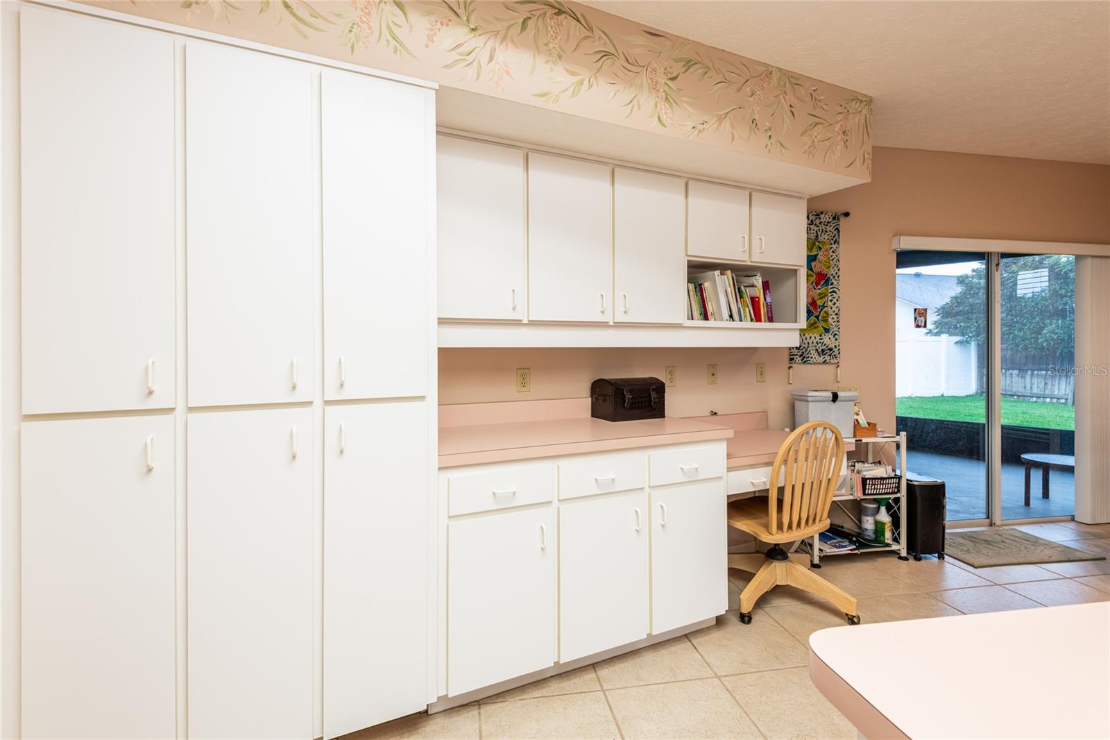 Built-in desk in kitchen