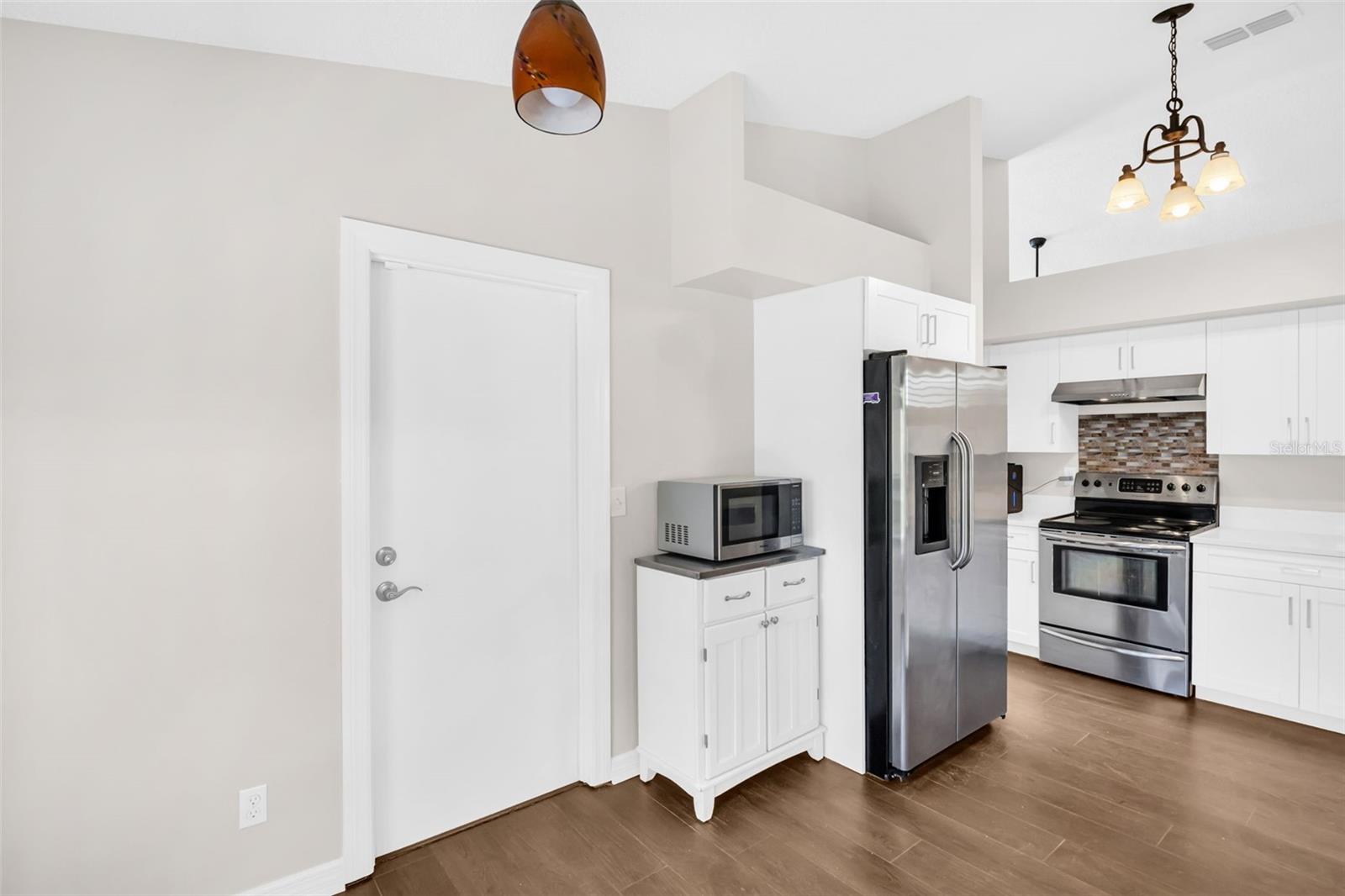 NEW CUSTOM KITCHEN