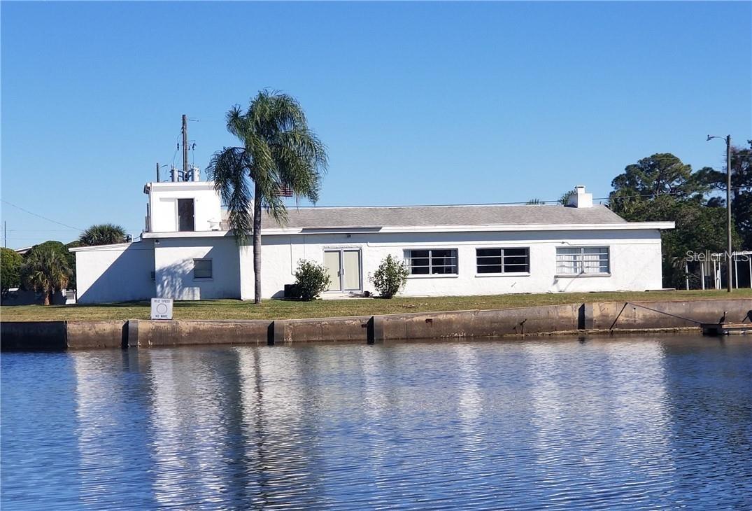 The Signal Cpve Clubhouse