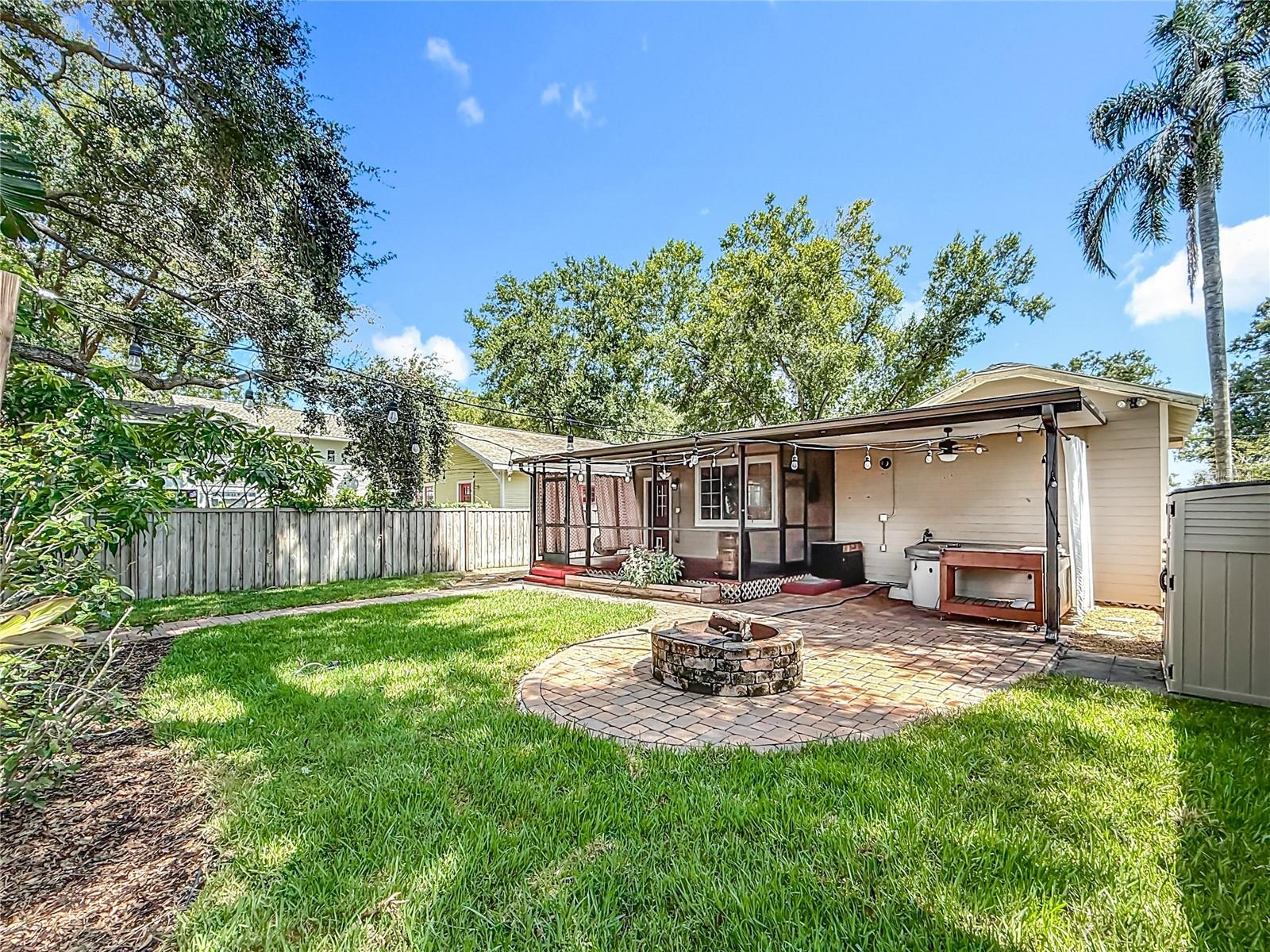 Back Yard, House