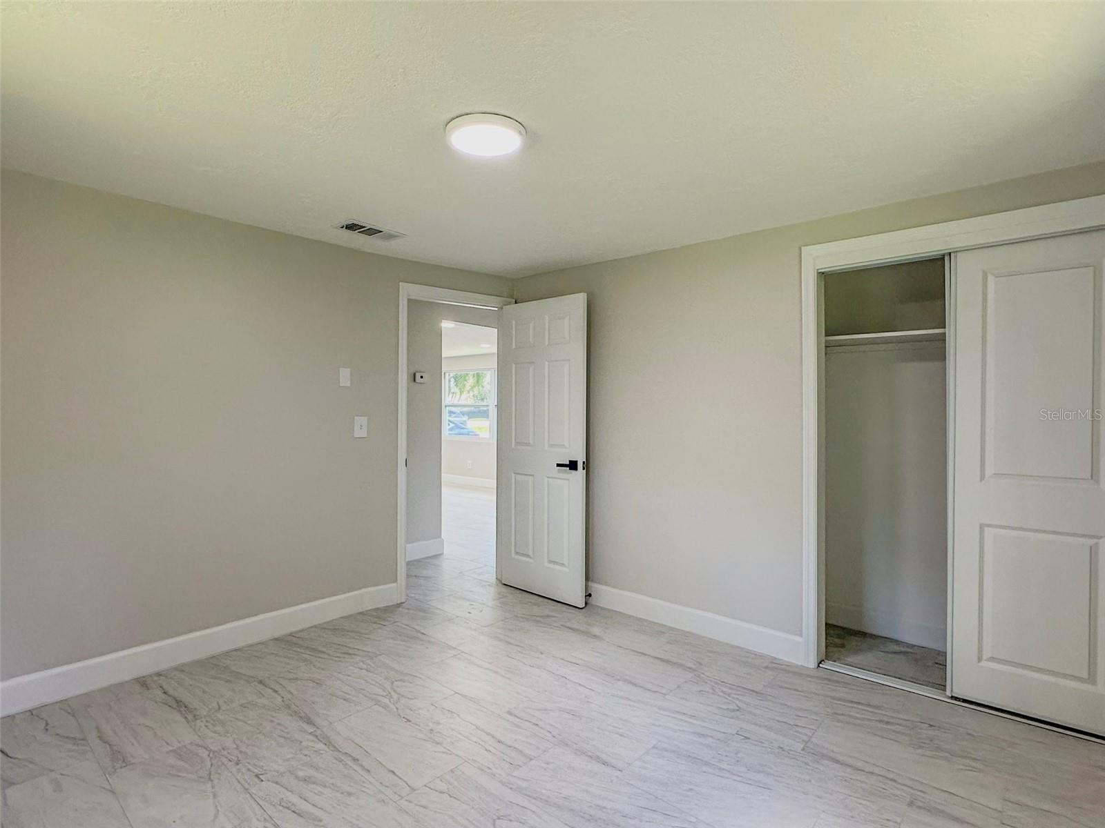 bedroom2