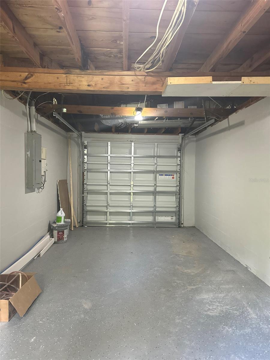 Garage1