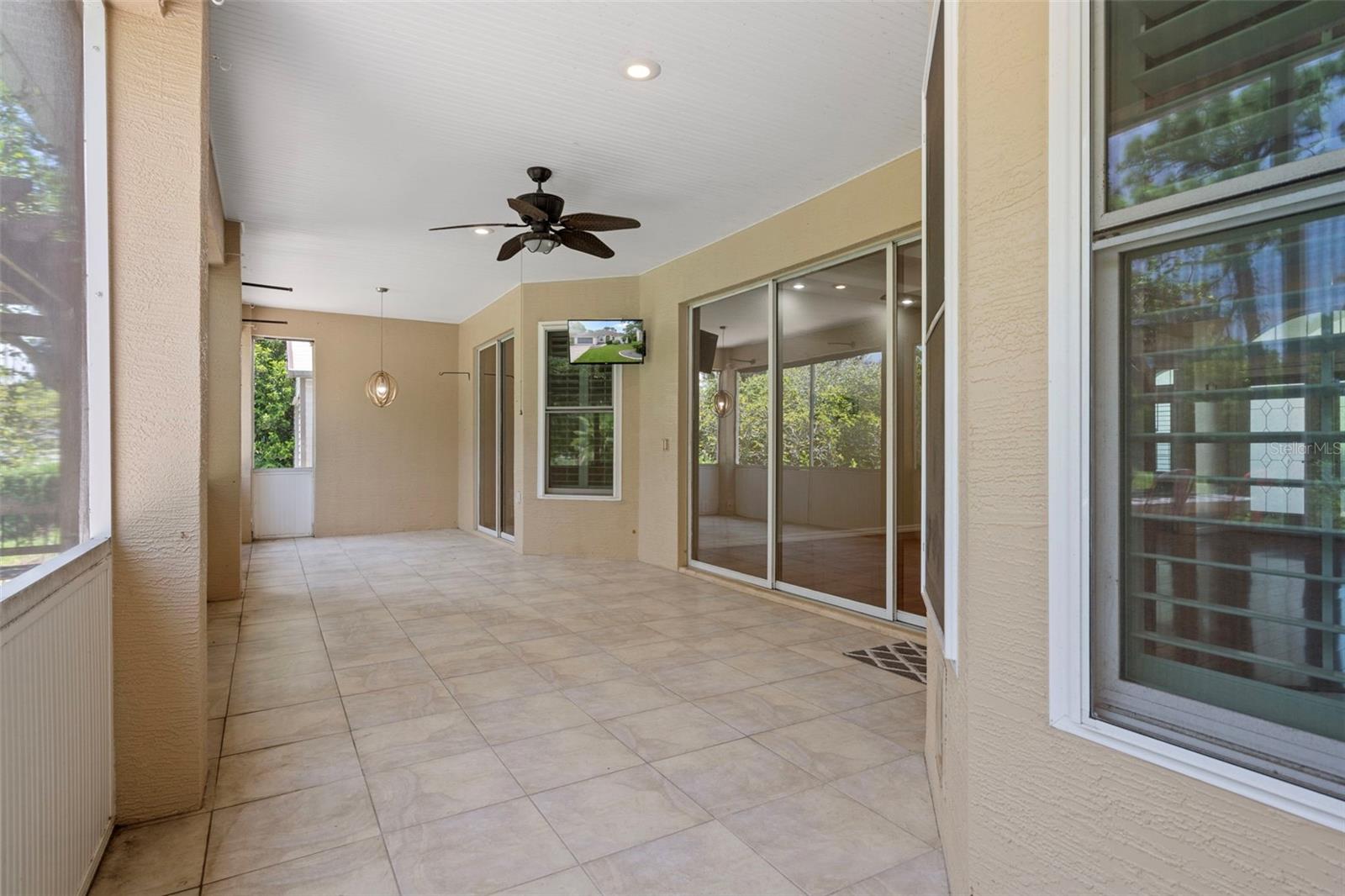 Just look how large the screened in patio is!