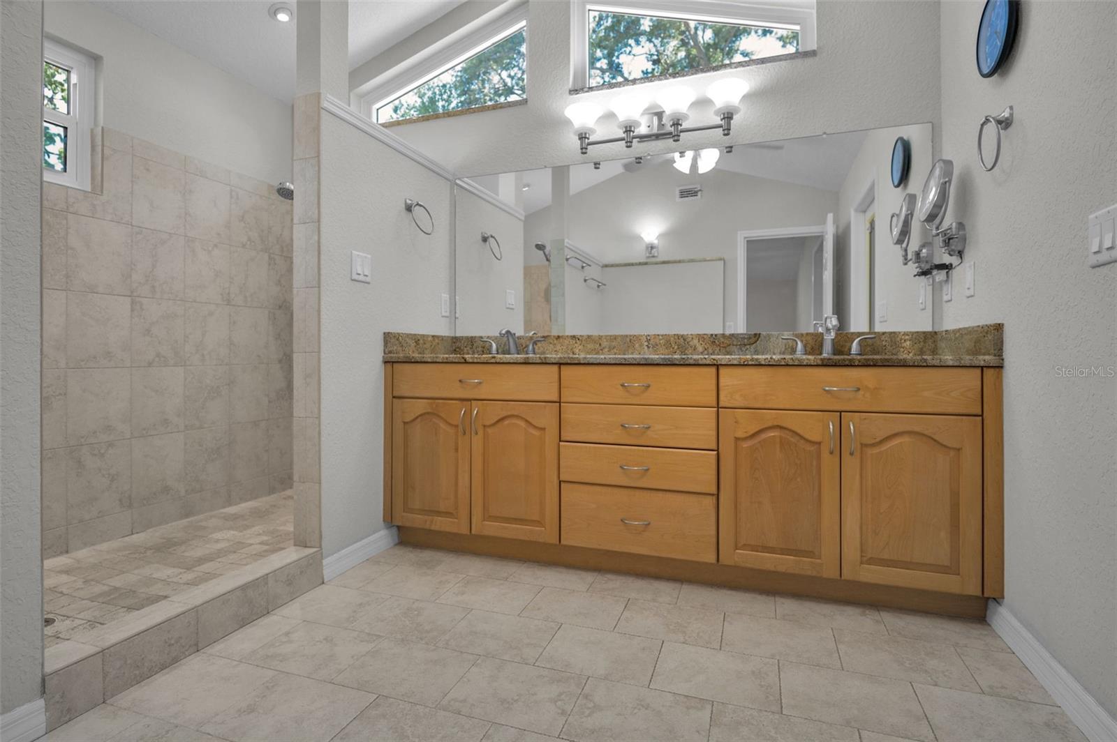 Oversized Primary Bath