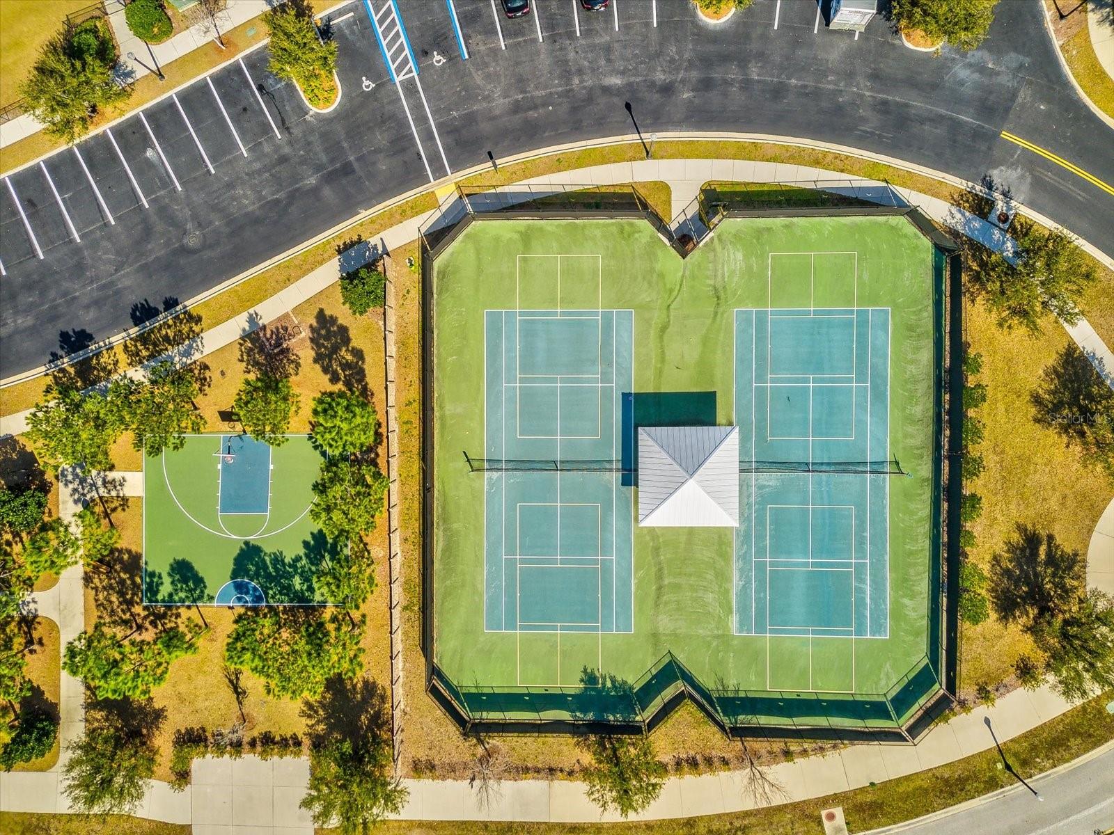 Basketball/ tennis courts