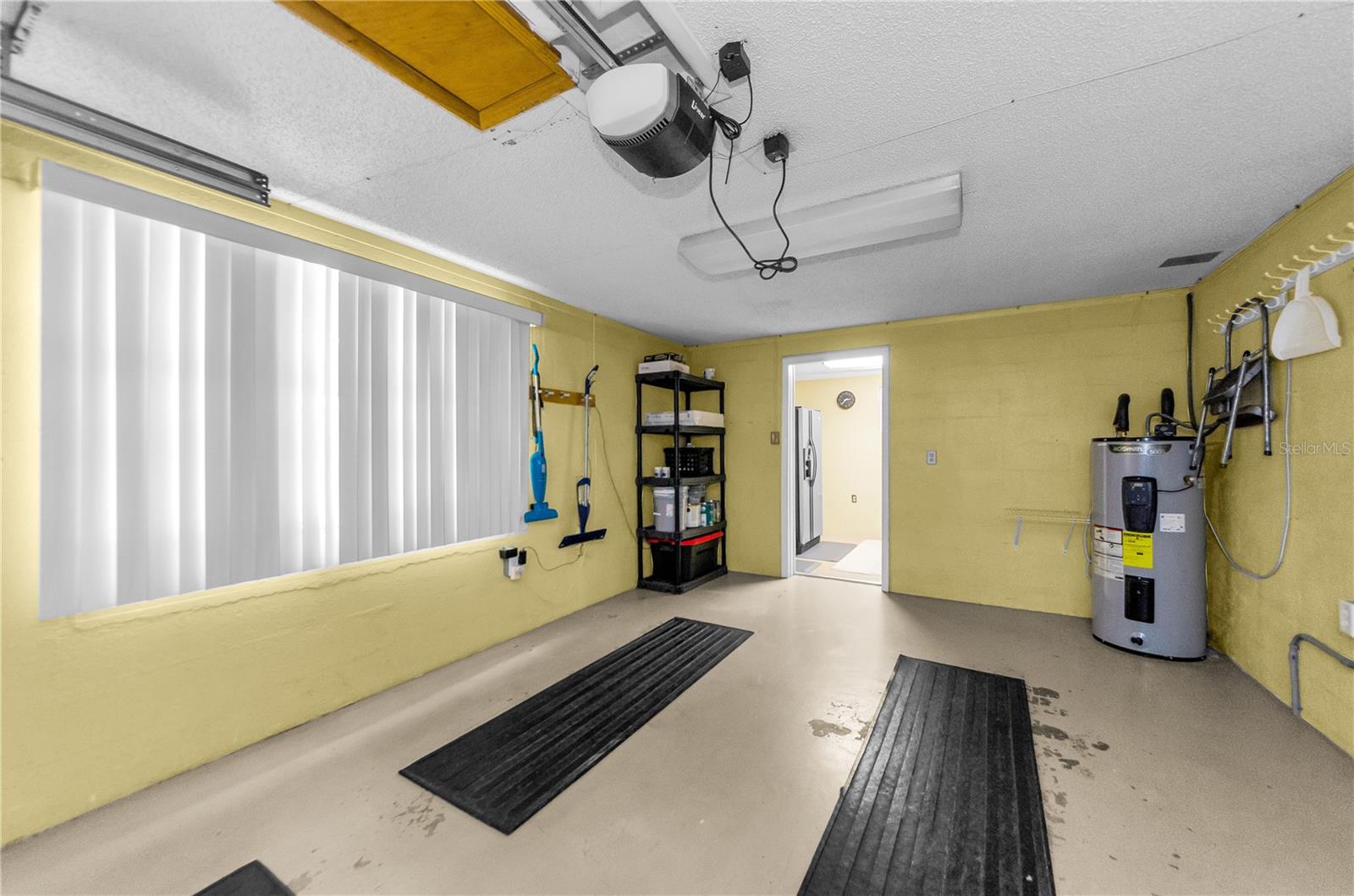 1 car garage