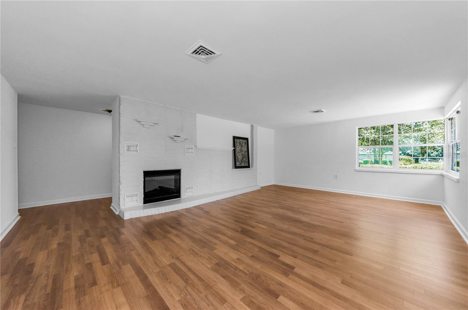 Large greatroom