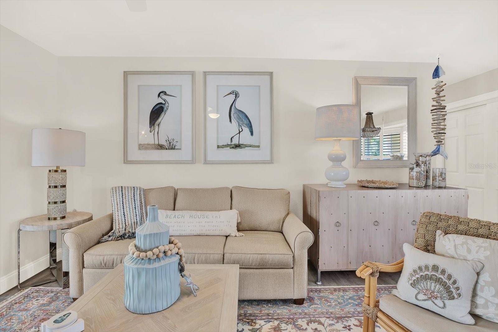 Coastal Decor is included in the sale !