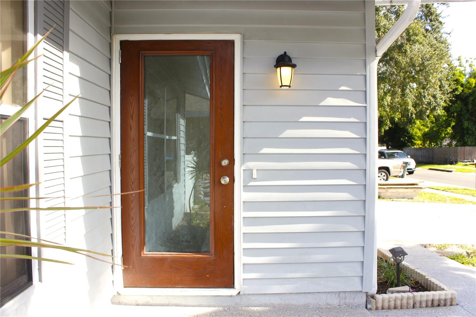 FRONT DOOR