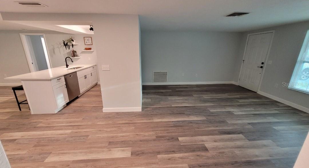 Living room floor layout