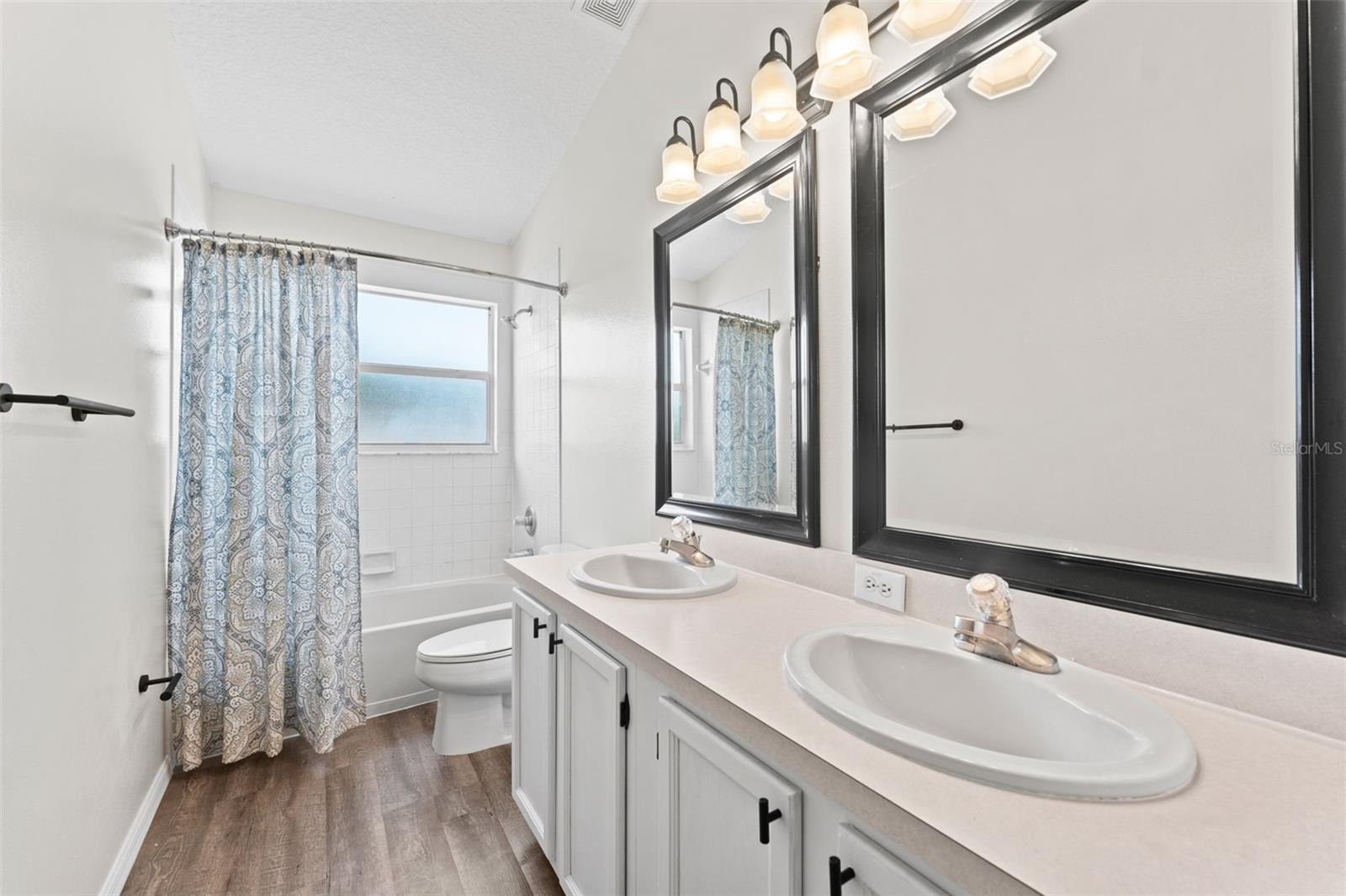 Bathroom #2