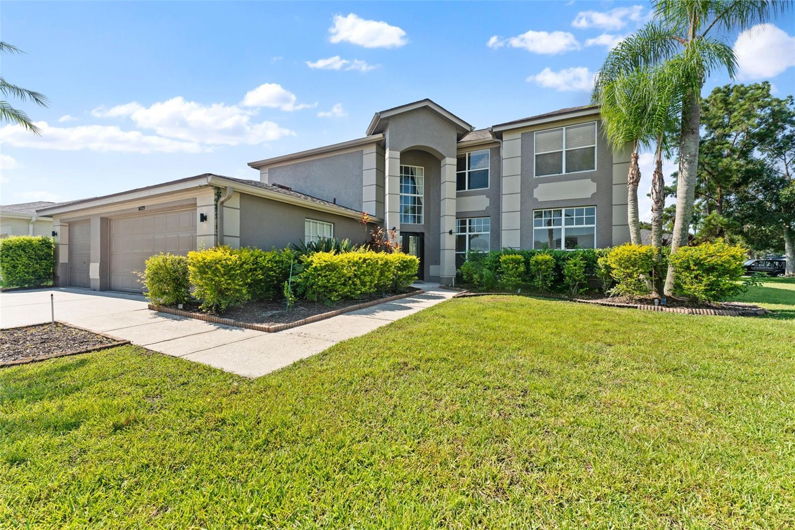 Exterior Front | Corner Lot