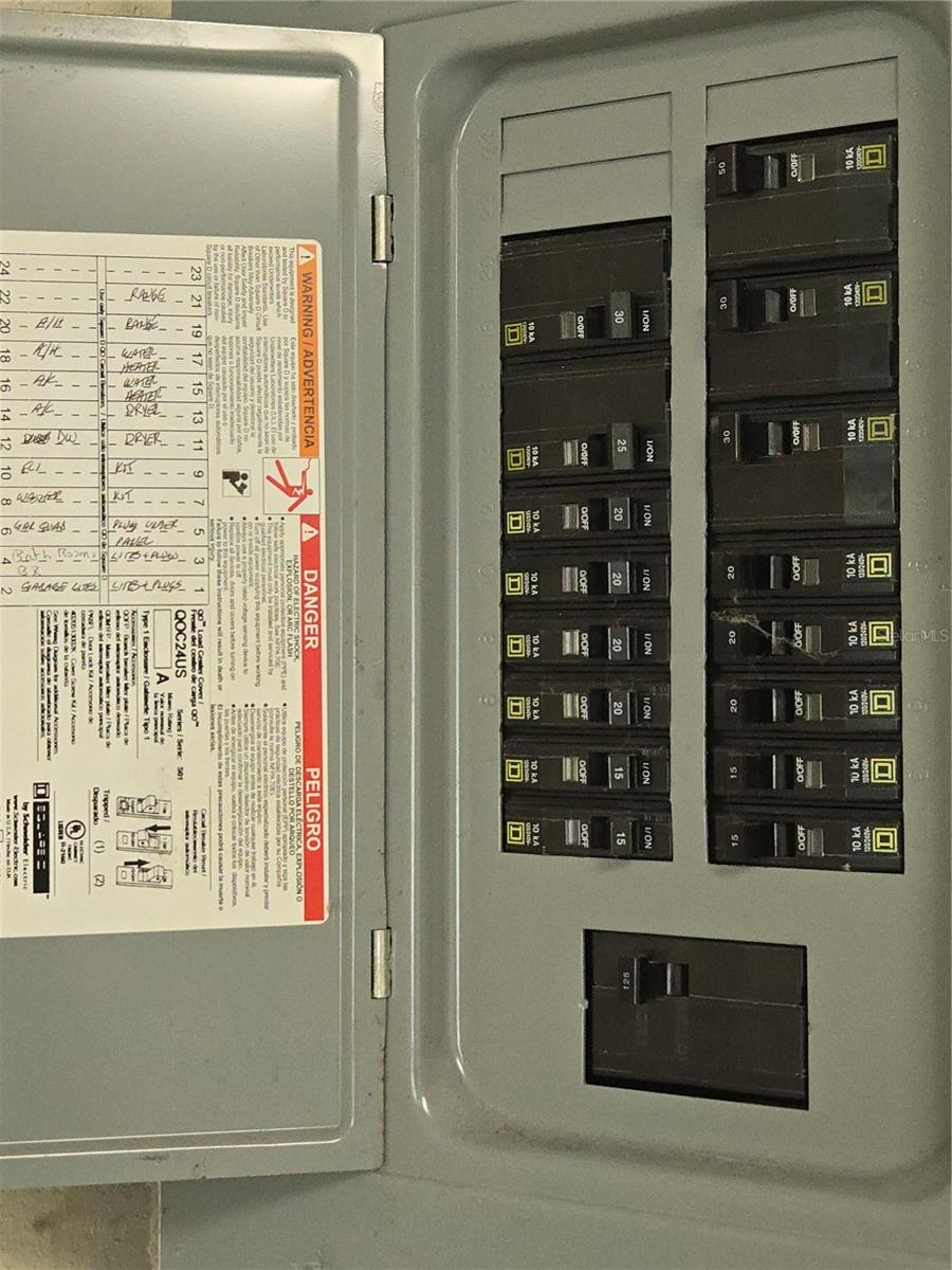 TB8413609