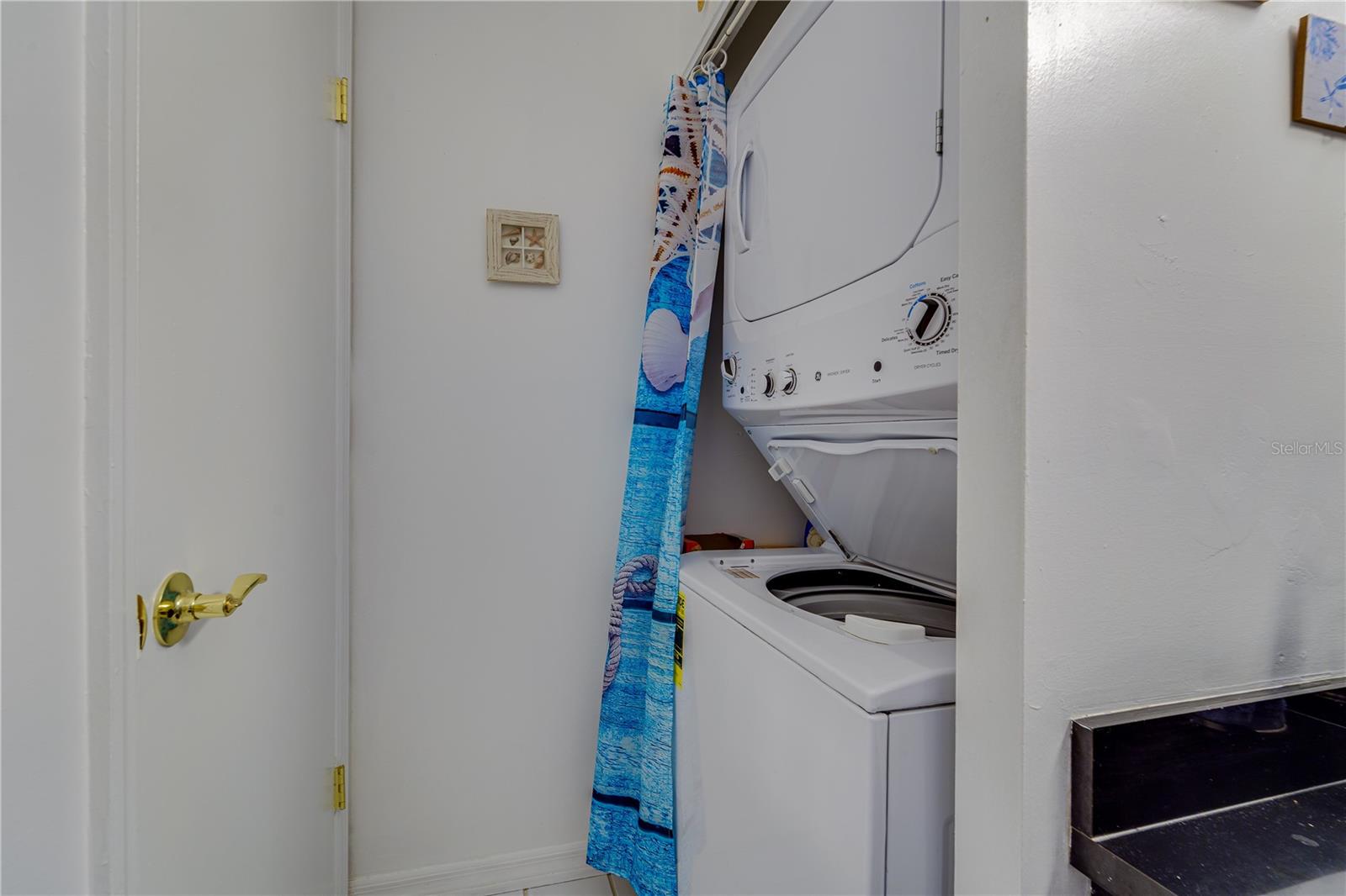 Stackable washer & dryer