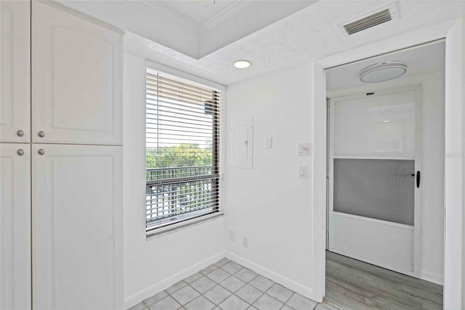 A little nook in the kitchen for a bistro or small desk.