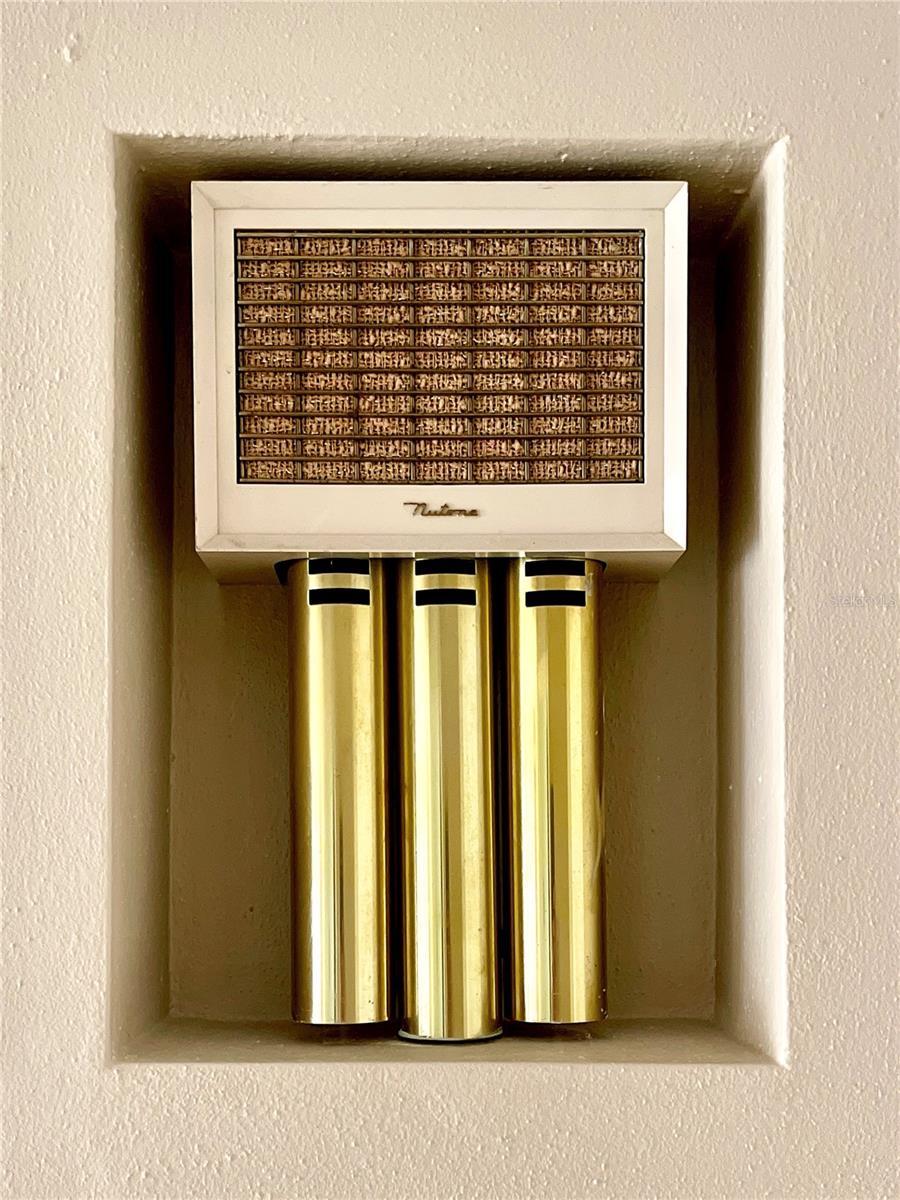 Classic door bell
