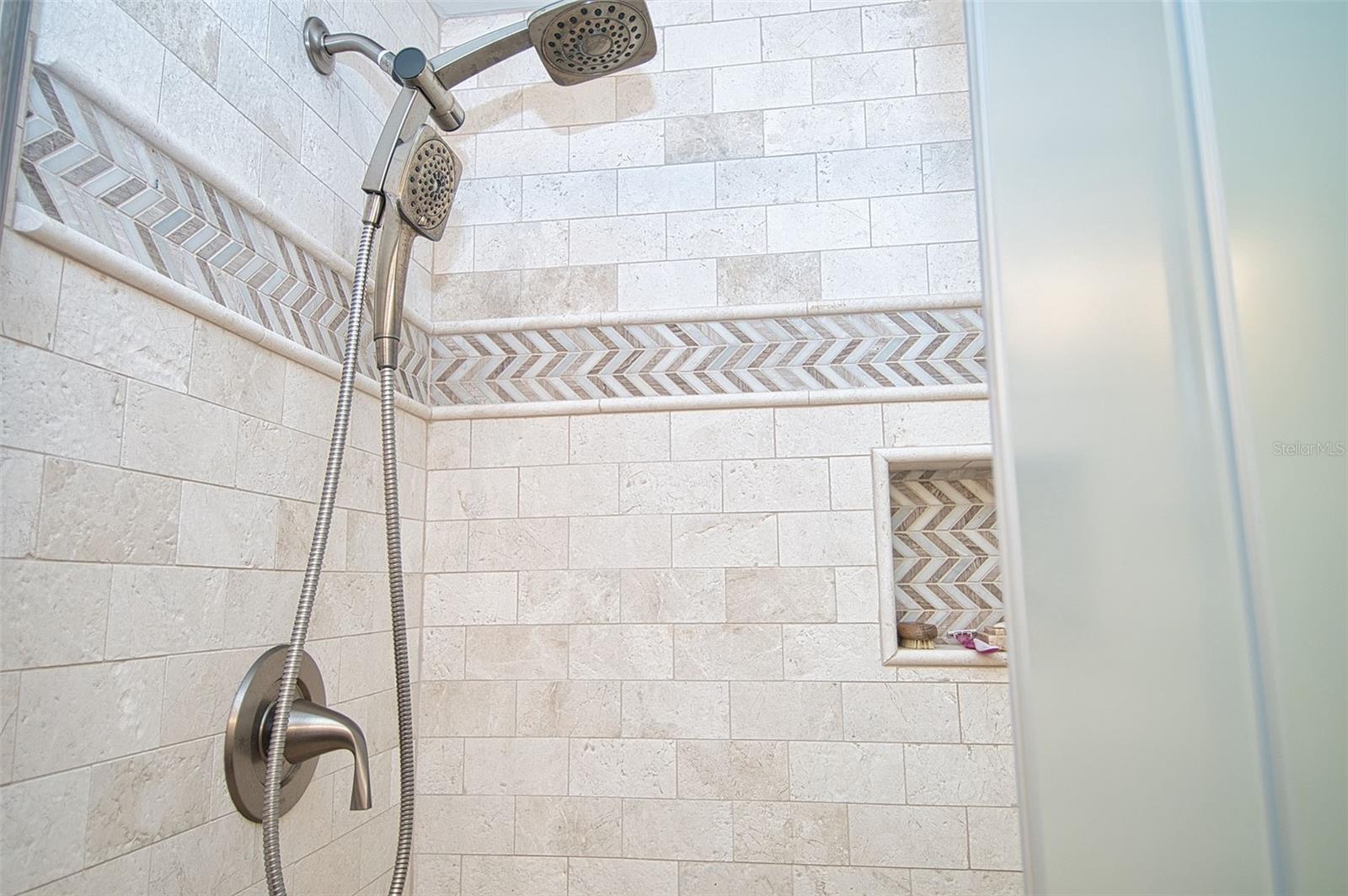 Guest Shower