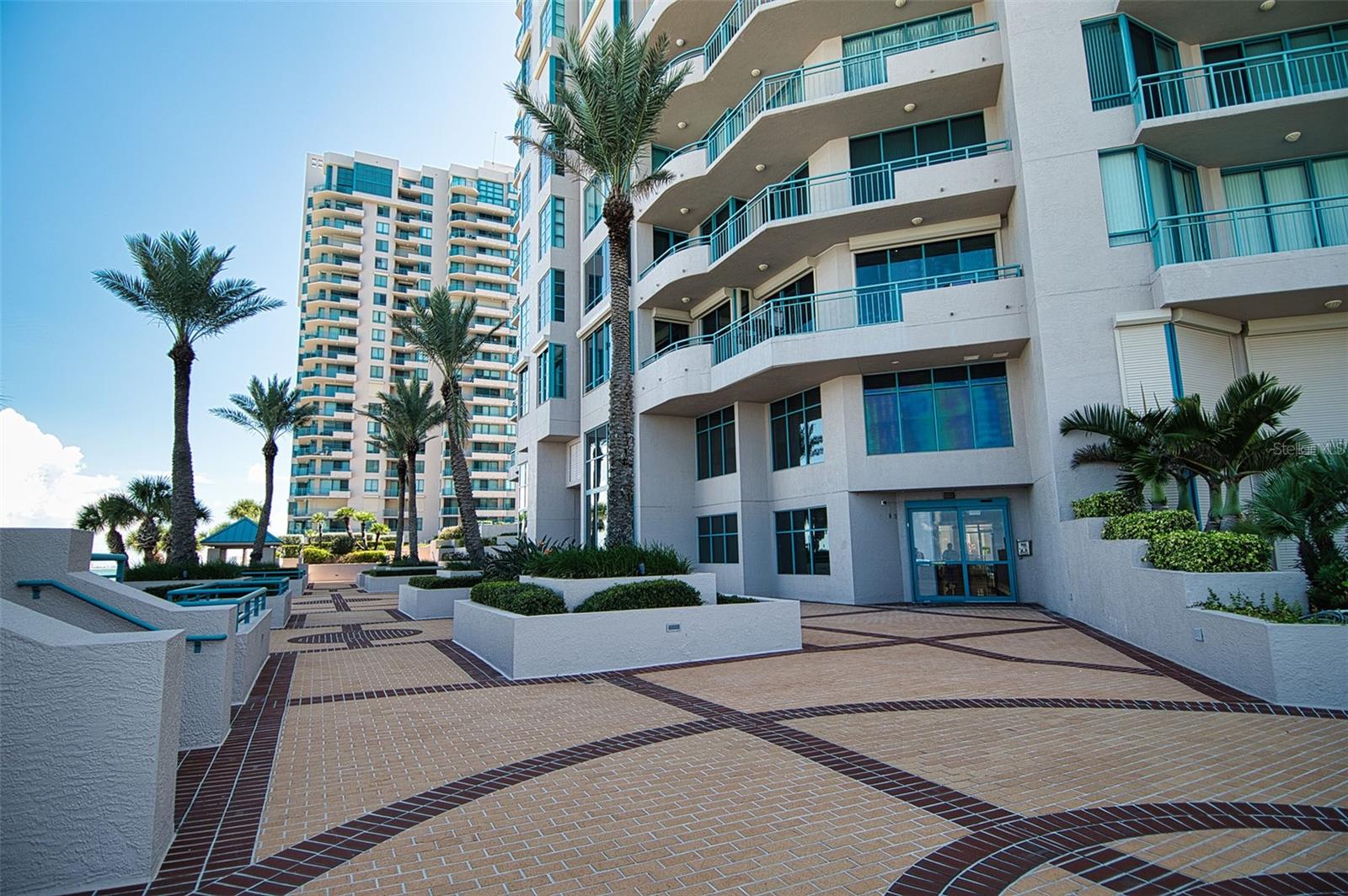 Walk area deck