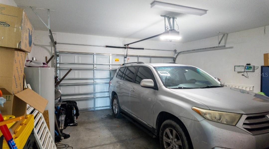 2 CAR GARAGE