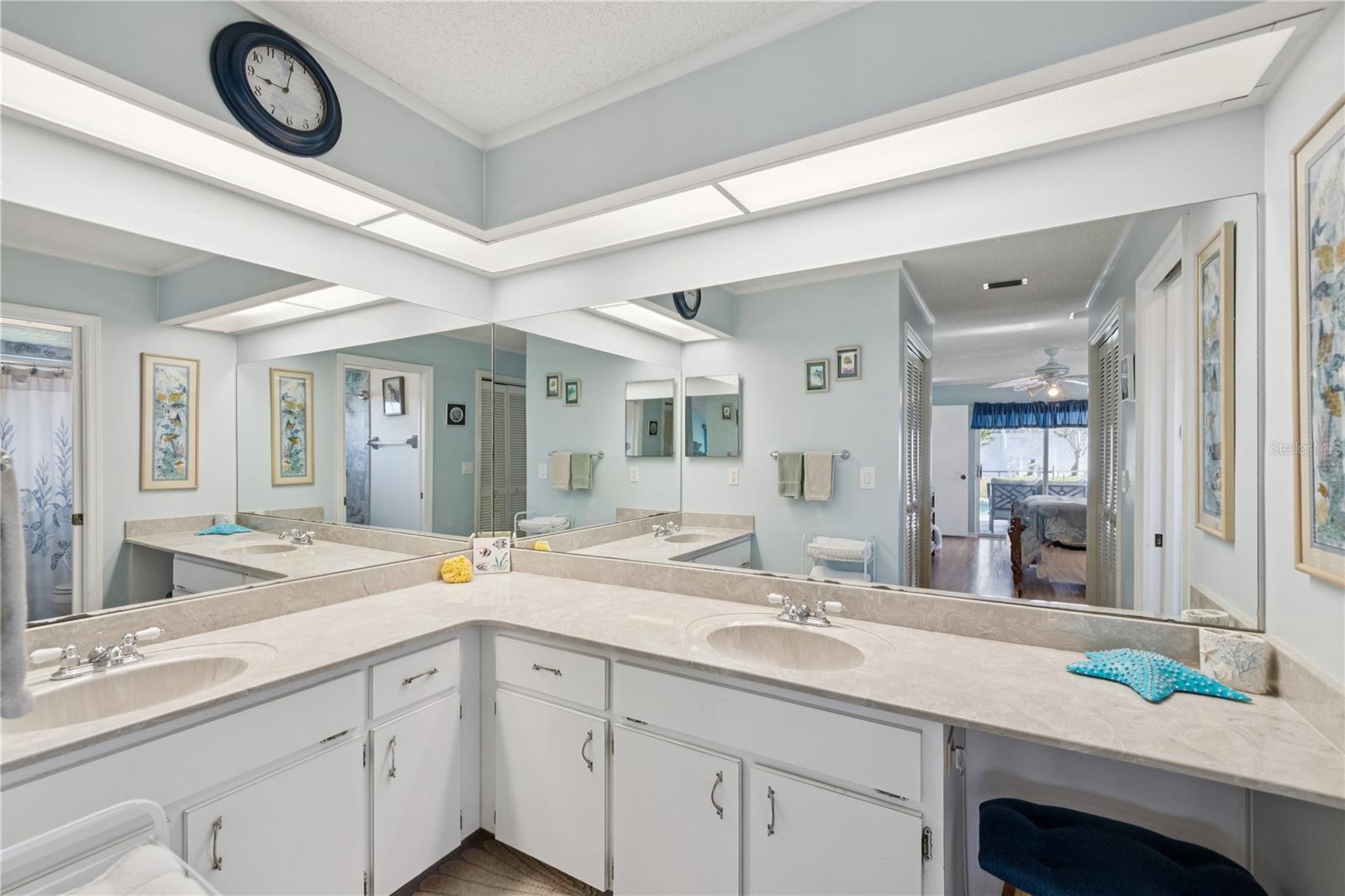 Double Sinks