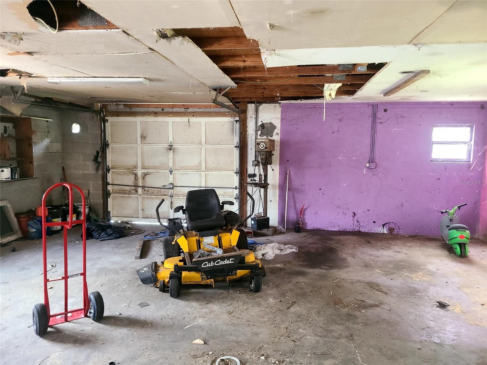 Back 1 Car Garage Door