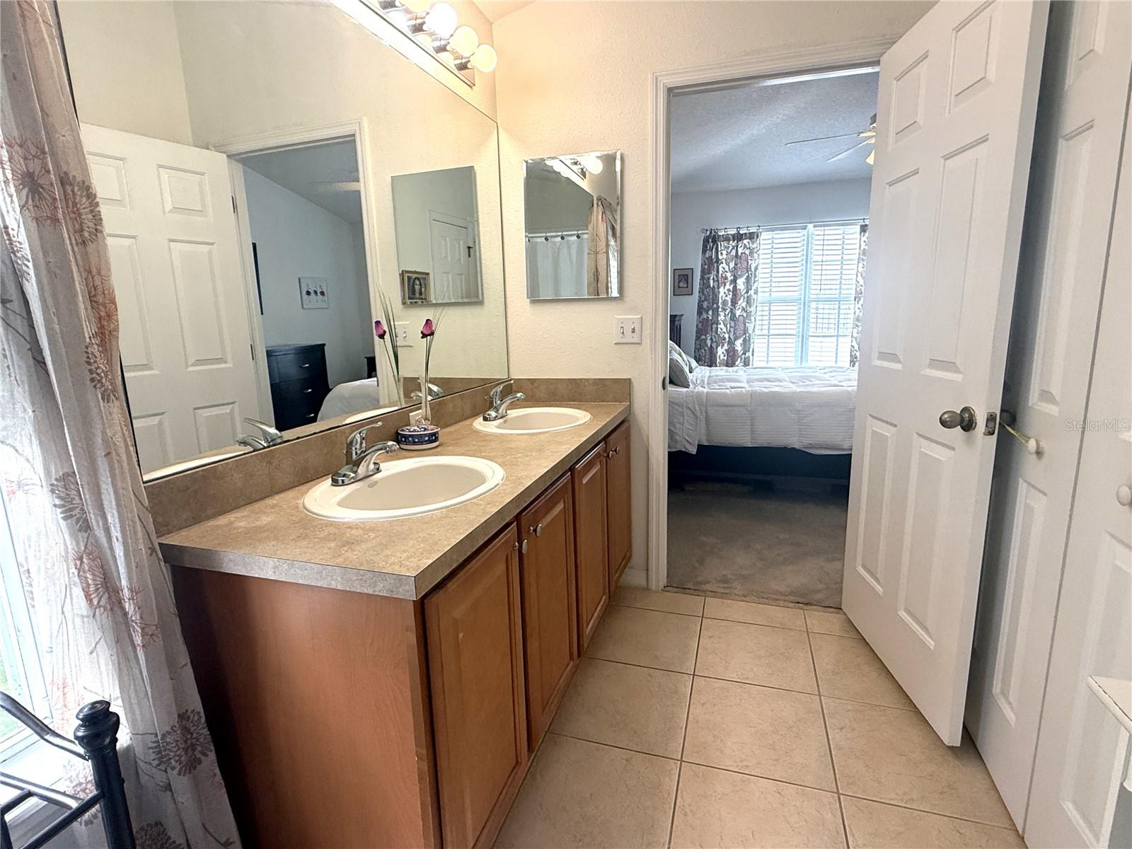 Primary bath