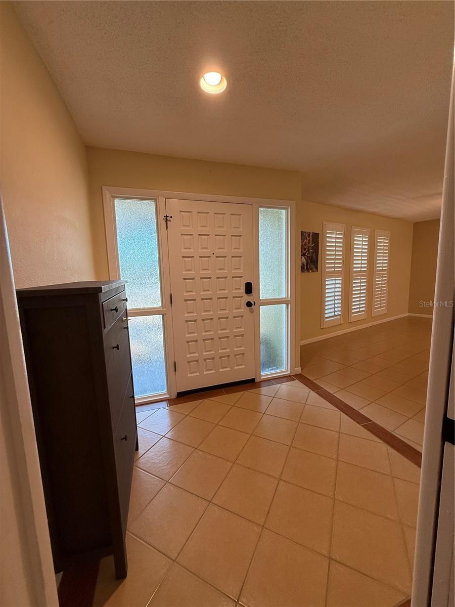 Living Room to foyer