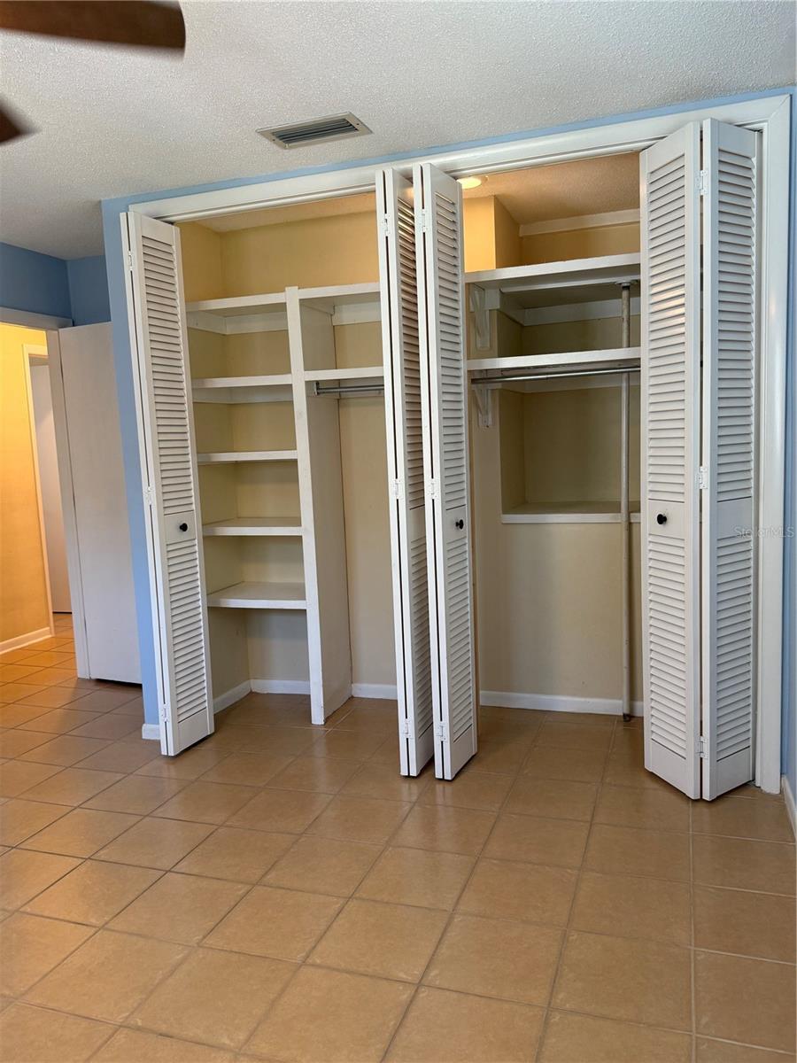 BR 4 built in closets