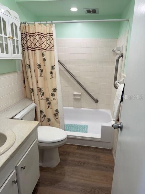 Bathroom Tub view