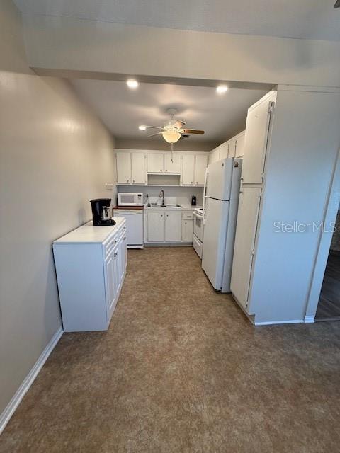 Eat-in Kitchen