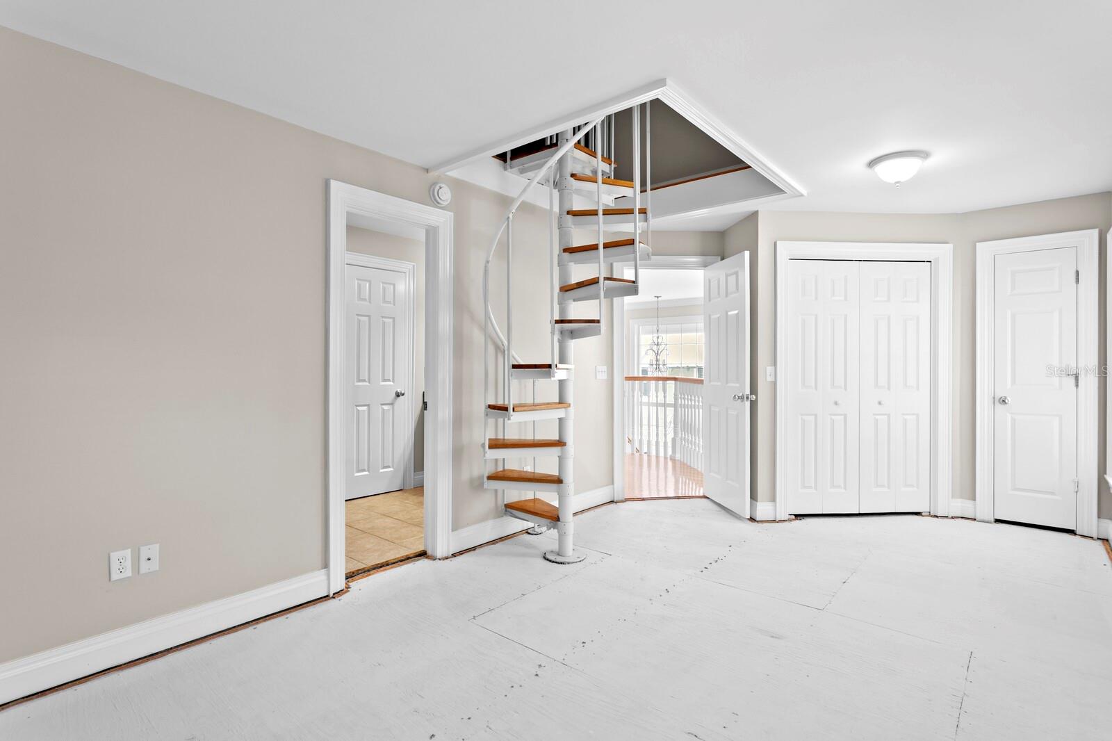 3rd bedroom with dual closets