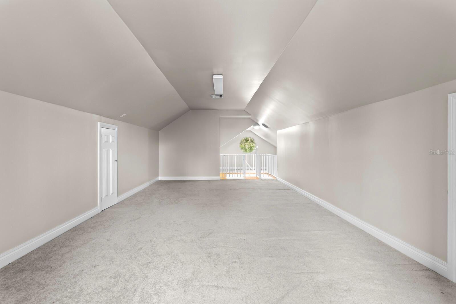 3rd floor bonus room space